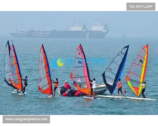 岛屿风帆赛：在碧海蓝天下挑战极限速度与勇气的航海盛宴